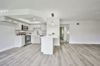 Photo #2: 2612588 Listing 
