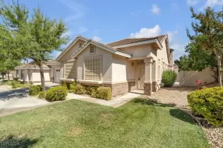 Photo #2: 2612610 Listing