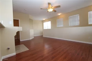 Photo #1: 2612614 Listing 