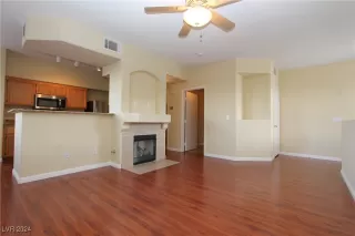 Photo #3: 2612614 Listing 