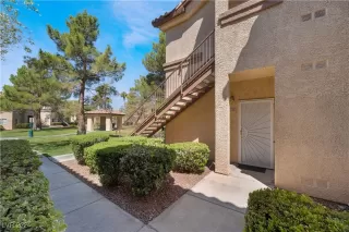 Photo #2: 2612618 Listing 