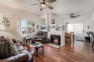 Photo #5: 2612618 Listing 