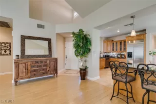 Photo #6: 2612626 Listing 