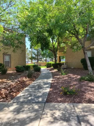 Photo #4: 2612680 Listing 