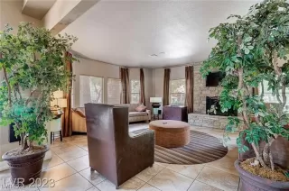Photo #5: 2612686 Listing 