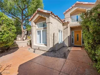 Photo #5: 2612710 Listing