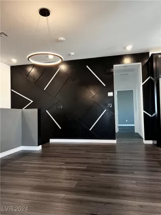 Photo #1: 2612747 Listing 