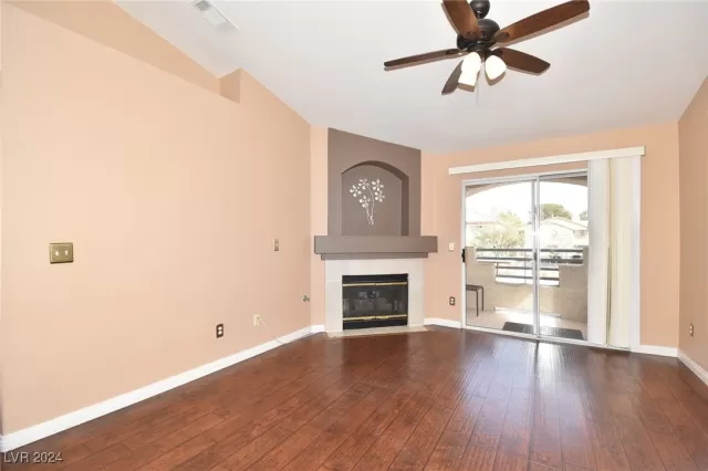 MLS: 2612758 Condo For Sale