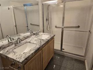 Photo #3: 2612760 Listing 