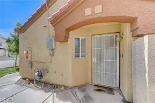 Photo #5: 2612781 Listing 