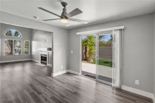 Photo #5: 2612786 Listing 