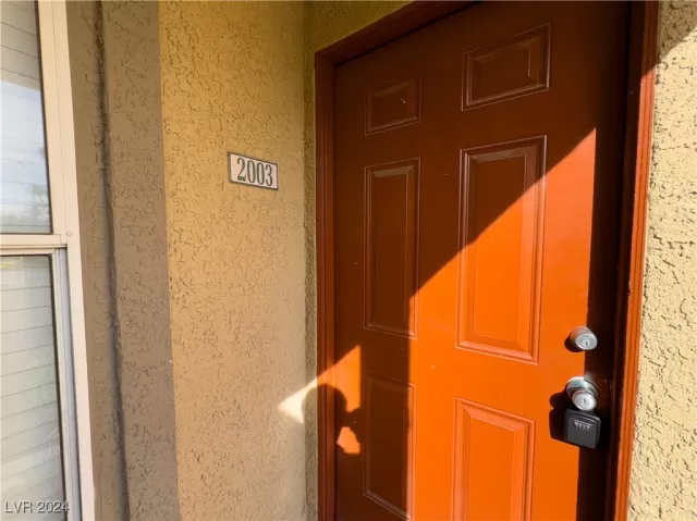 MLS: 2612792 Condo For Sale