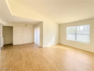 Photo #1: 2612792 Listing 