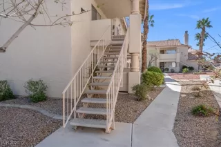 Photo #1: 2612802 Listing 