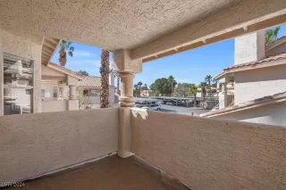 Photo #3: 2612802 Listing 