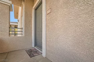 Photo #5: 2612803 Listing