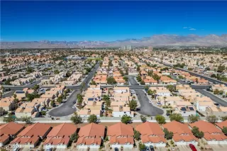 Photo #5: 2612804 Listing 