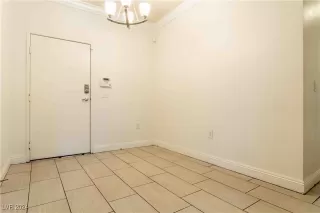 Photo #5: 2612813 Listing