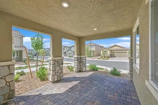 Photo #2: 2612820 Listing