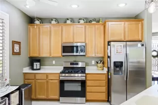 Photo #6: 2612843 Listing