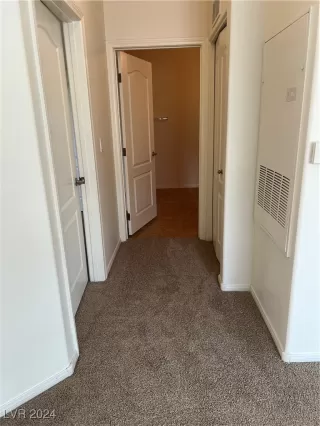 Photo #4: 2612895 Listing 