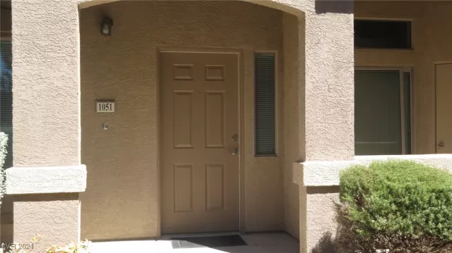 MLS: 2612910 Condo For Sale