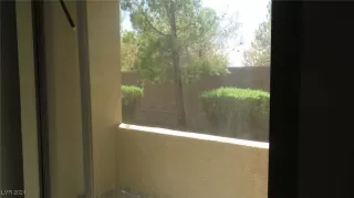 Photo #3: 2612910 Listing 