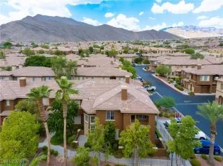 Photo #1: 2612973 Listing