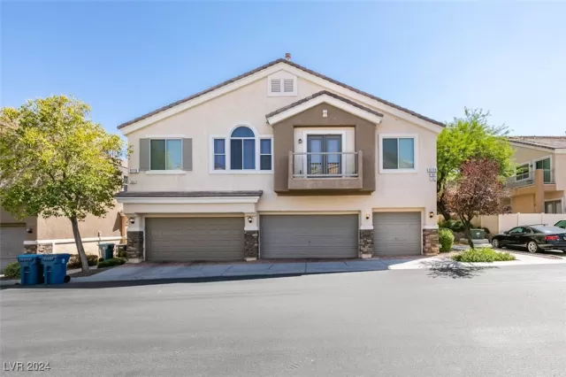 MLS: 2612975 Condo For Sale