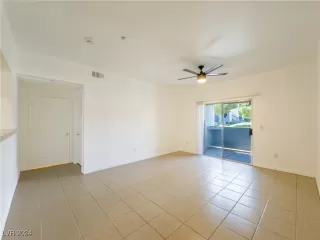 Photo #3: 2612982 Listing 