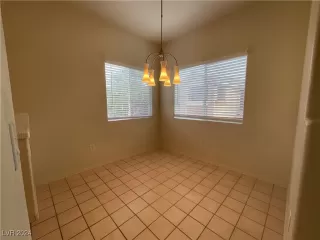 Photo #4: 2613079 Listing 