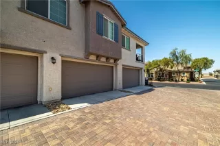 Photo #3: 2613091 Listing 