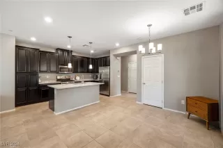 Photo #6: 2613091 Listing 