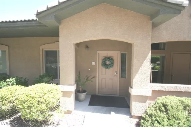 MLS: 2613121 Condo For Sale