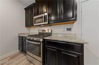 Photo #3: 2613138 Listing 
