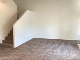 Photo #5: 2613139 Listing 