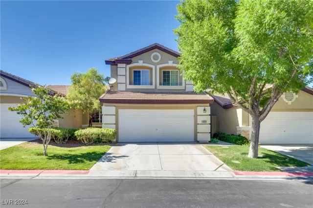 MLS: 2613182 Condo For Sale