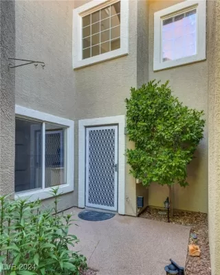 Photo #3: 2613182 Listing 