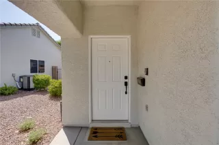 Photo #4: 2613198 Listing 