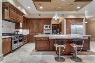 Photo #5: 2613203 Listing 