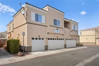 Photo #5: 2613204 Listing