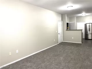 Photo #5: 2613220 Listing 