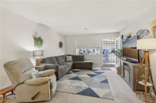 Photo #3: 2613226 Listing