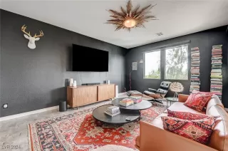 Photo #3: 2613231 Listing