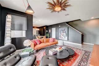 Photo #6: 2613231 Listing