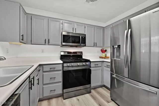 MLS: 2613233 Condo For Sale