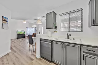 Photo #1: 2613233 Listing