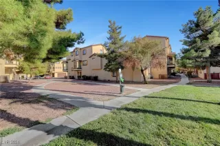 Photo #3: 2613252 Listing 