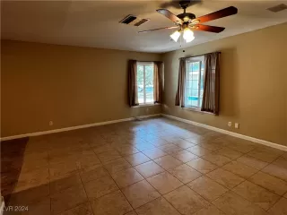 Photo #4: 2613265 Listing 