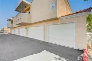 Photo #1: 2613273 Listing